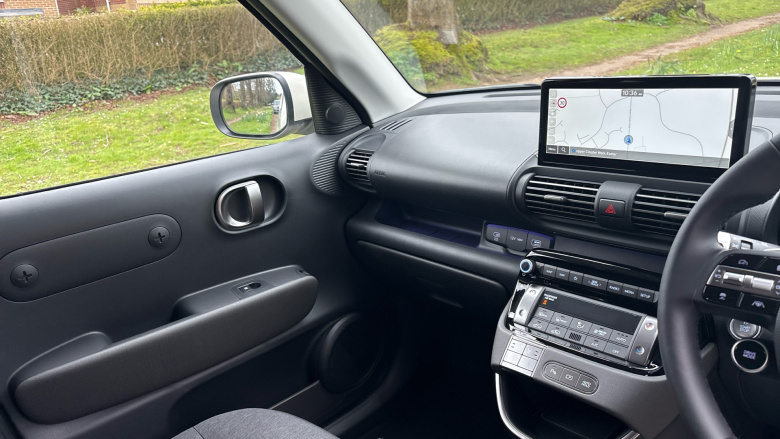 Hyundai INSTER 85kW 02 49kWh 5dr Auto Electric Hatchback